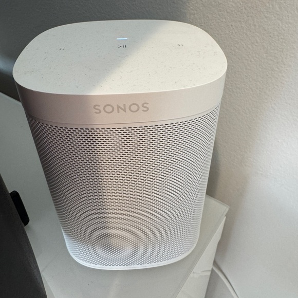Sonos White Smart Speaker